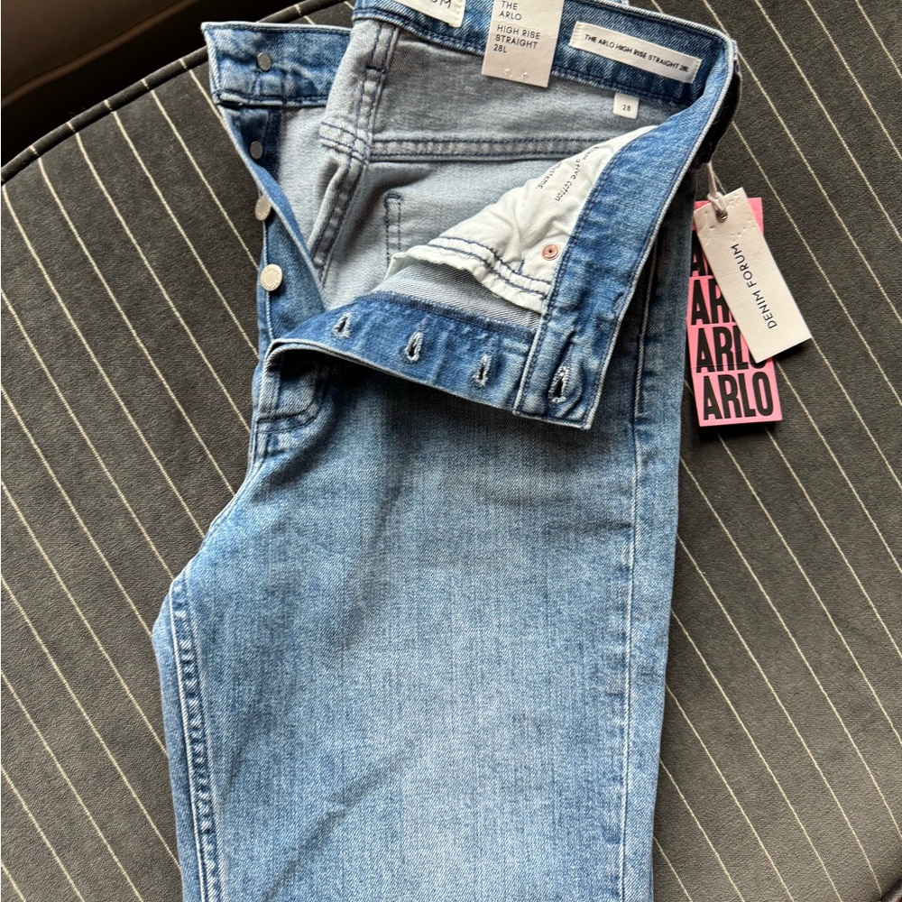 Slim Blue Jeans with Classic Denim Look
